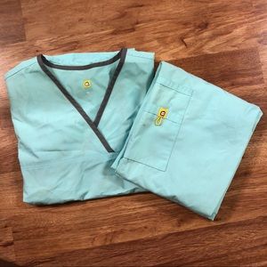 WonderWink Scrub Set